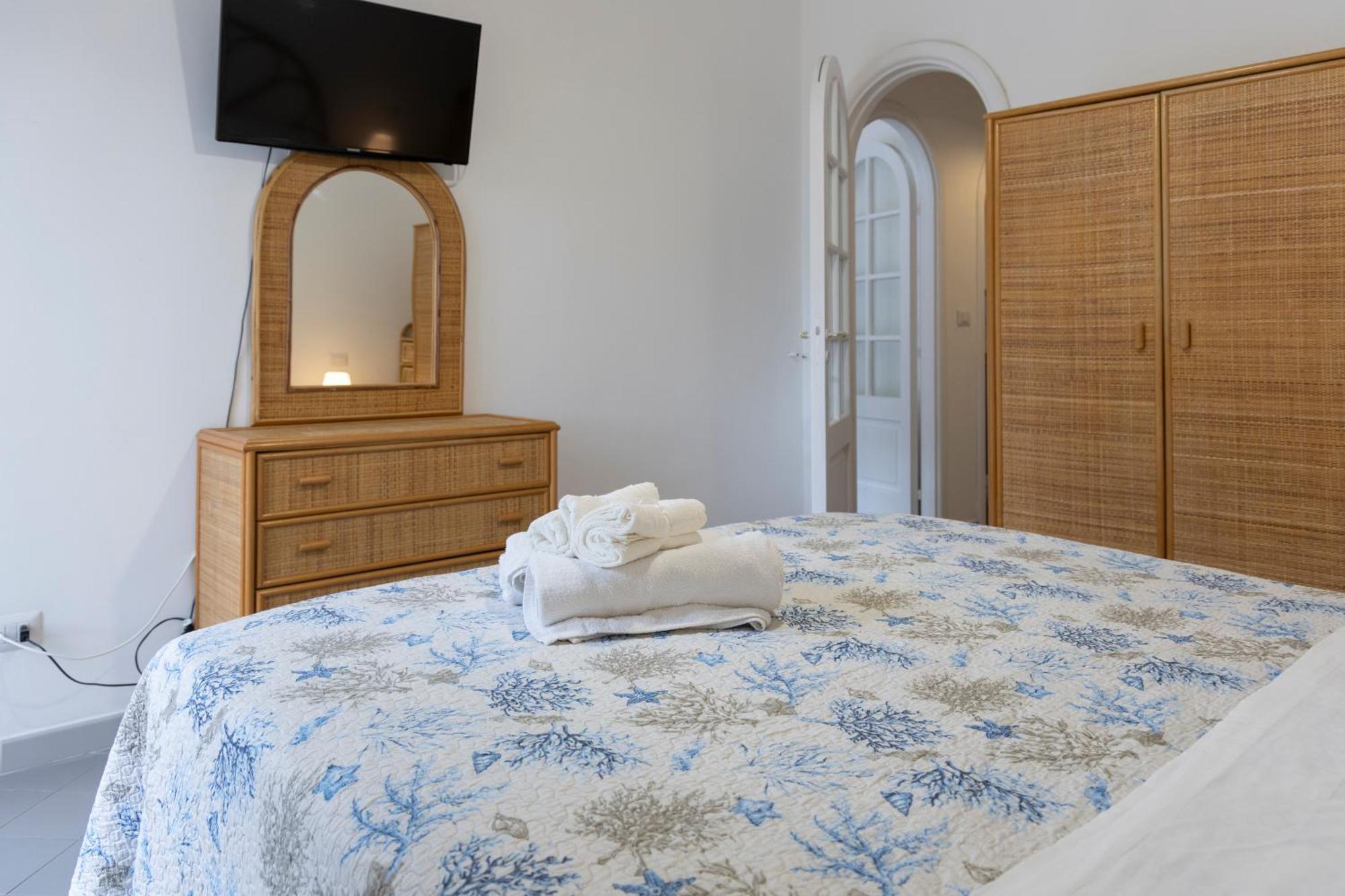 Casa Flavia Positano Center - 5 Minutes To Beach And 4 Air Conditioning Екстериор снимка
