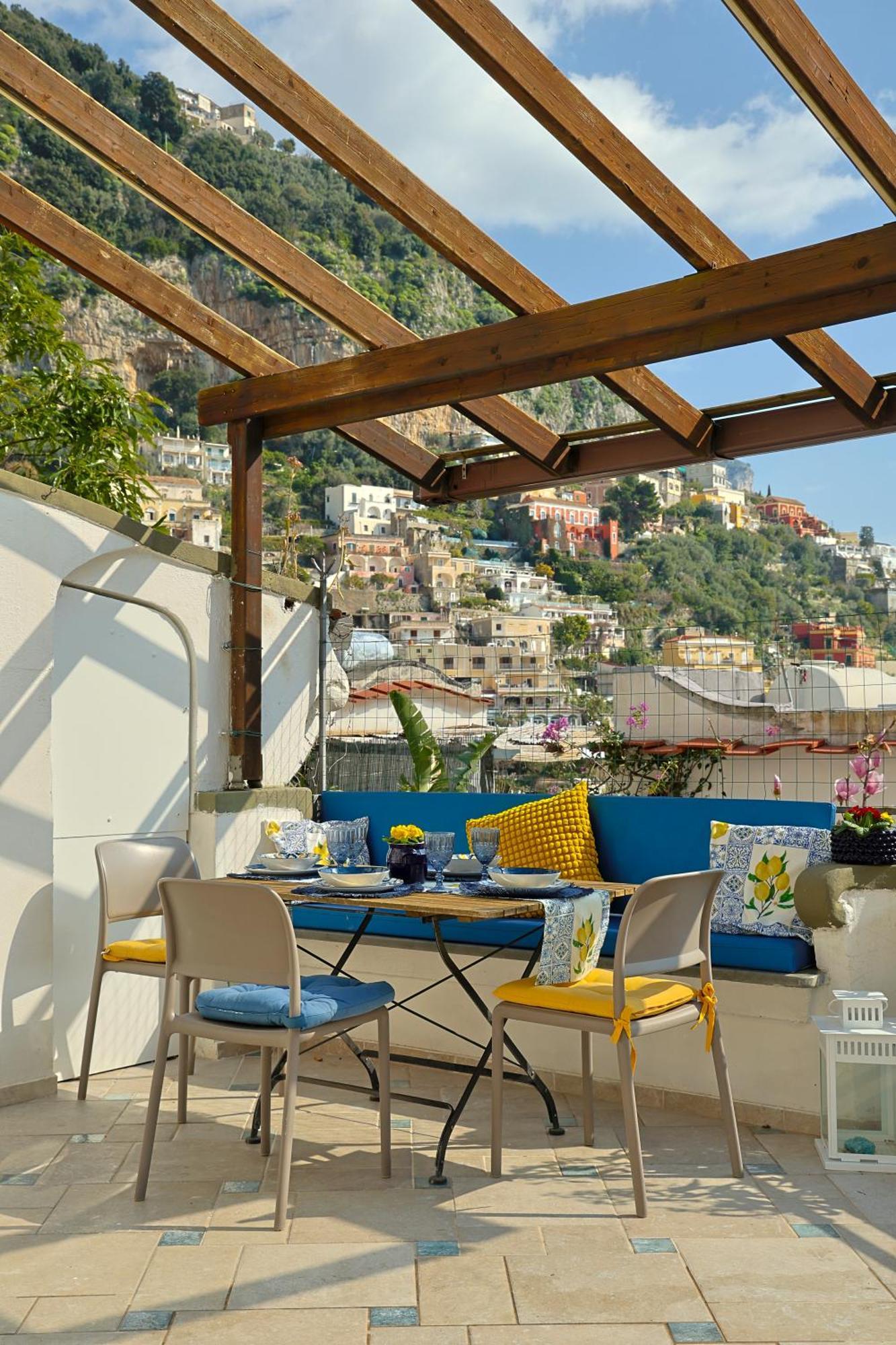 Casa Flavia Positano Center - 5 Minutes To Beach And 4 Air Conditioning Екстериор снимка