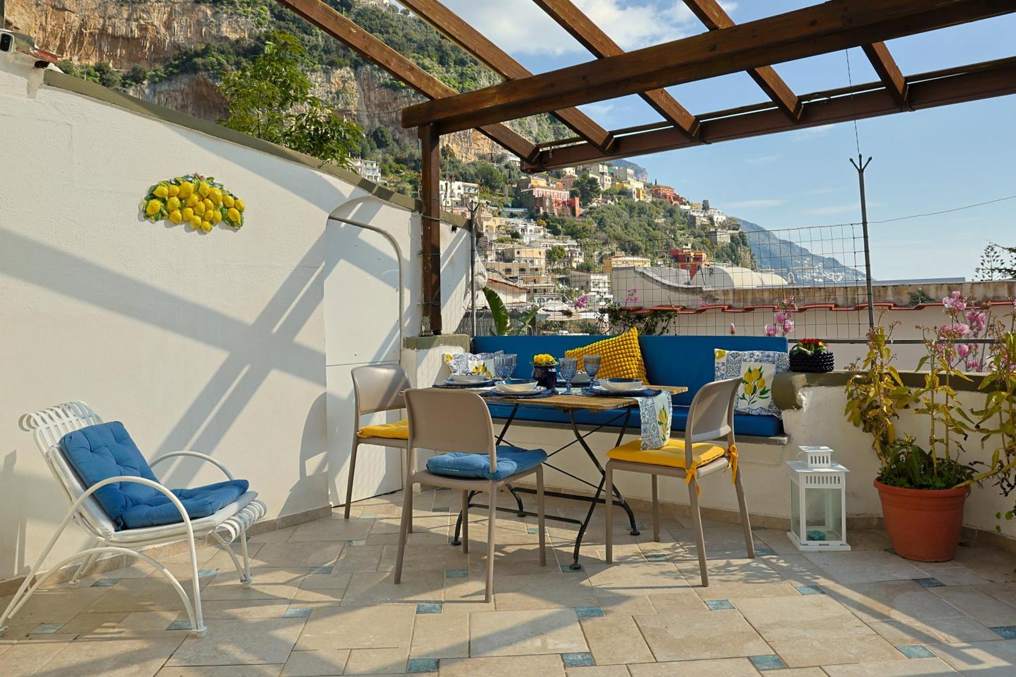 Casa Flavia Positano Center - 5 Minutes To Beach And 4 Air Conditioning Екстериор снимка